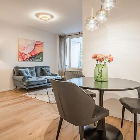 Voraus * Эккернфёрде