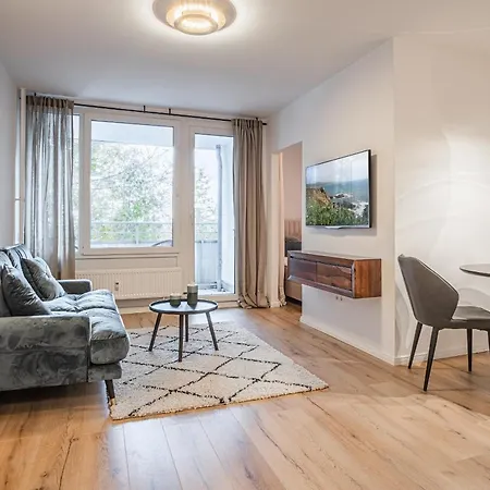 Voraus * Эккернфёрде